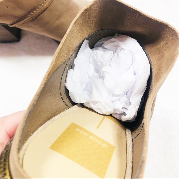 🔥SALE🔥 Anthro Dolce Vita tan soft leather mule booties sz9.5 NWOT - Picture 8 of 10